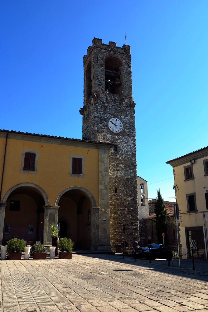 123 BIBBIENA.JPG - 124 BIBBIENA